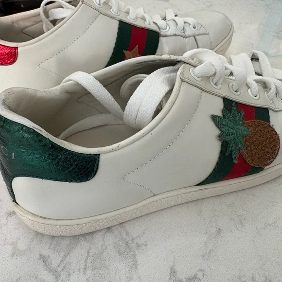 Gucci Women's White Sneakers with Embroidered Details - Picture 5 of 7